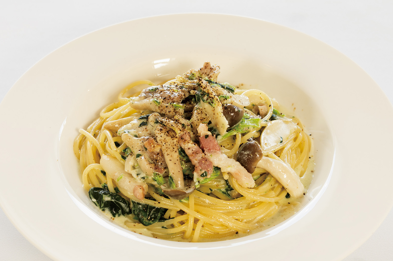 鶏とホウレン草のチーズクリーム